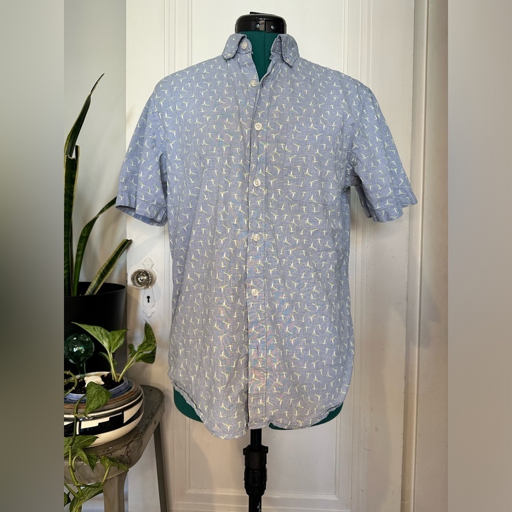 Old Navy Men's Short Sleeve Button Down Chest Pocket Shirt~ Size small
